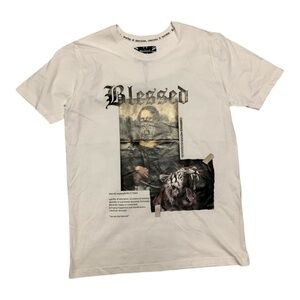 Sz medium blessed graphic tee white